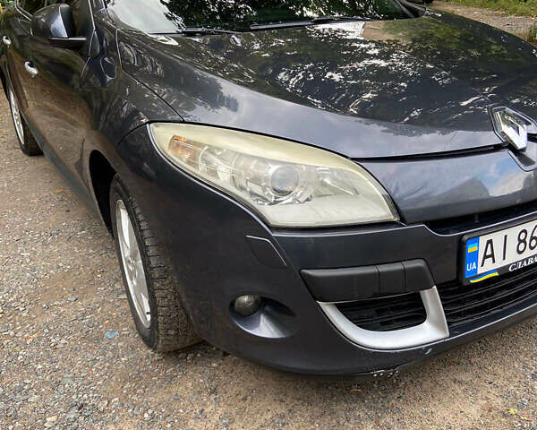 Рено Меган, объемом двигателя 1.5 л и пробегом 180 тыс. км за 7500 $, фото 2 на Automoto.ua