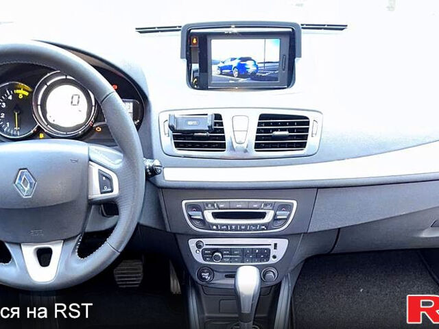 Рено Меган, объемом двигателя 1.5 л и пробегом 160 тыс. км за 8500 $, фото 11 на Automoto.ua