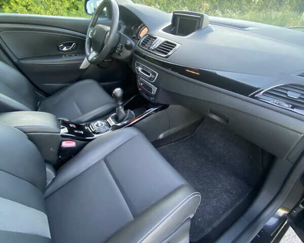 Рено Меган, объемом двигателя 1.46 л и пробегом 264 тыс. км за 8350 $, фото 12 на Automoto.ua