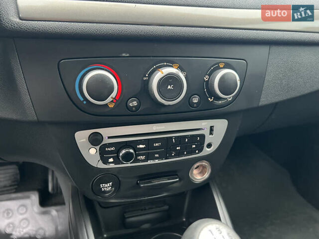 Рено Меган, об'ємом двигуна 1.5 л та пробігом 410 тис. км за 6200 $, фото 13 на Automoto.ua