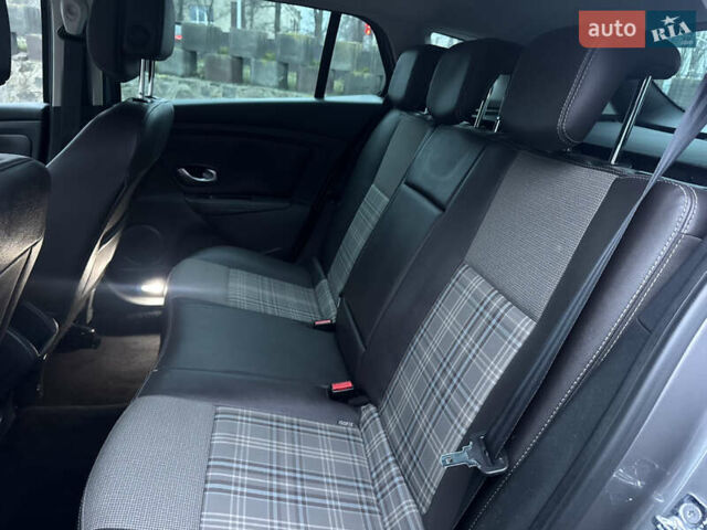 Рено Меган, объемом двигателя 1.5 л и пробегом 220 тыс. км за 9800 $, фото 46 на Automoto.ua