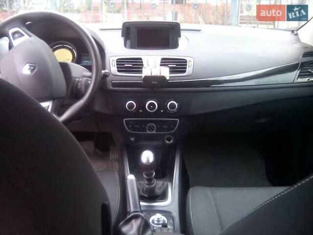 Рено Меган, об'ємом двигуна 1.5 л та пробігом 300 тис. км за 7500 $, фото 9 на Automoto.ua