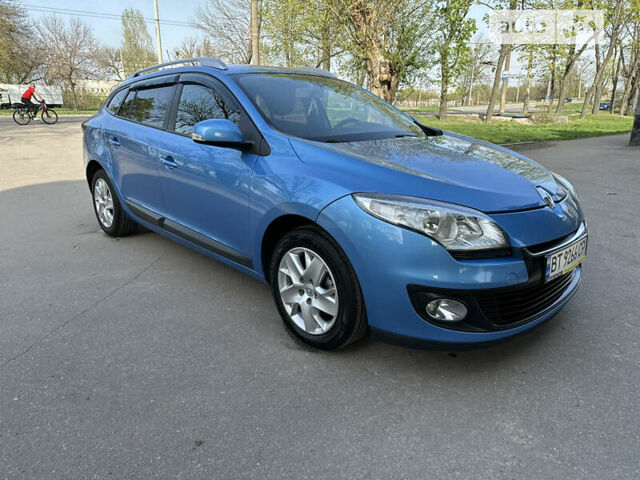 Рено Меган, объемом двигателя 1.5 л и пробегом 240 тыс. км за 8600 $, фото 4 на Automoto.ua