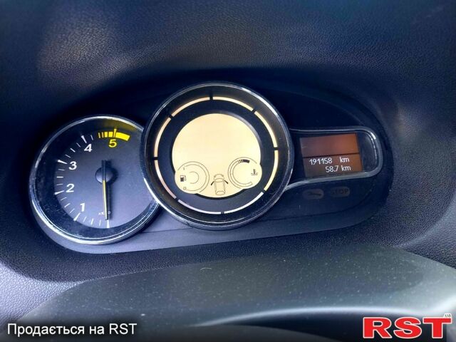 Рено Меган, объемом двигателя 1.5 л и пробегом 191 тыс. км за 7950 $, фото 7 на Automoto.ua