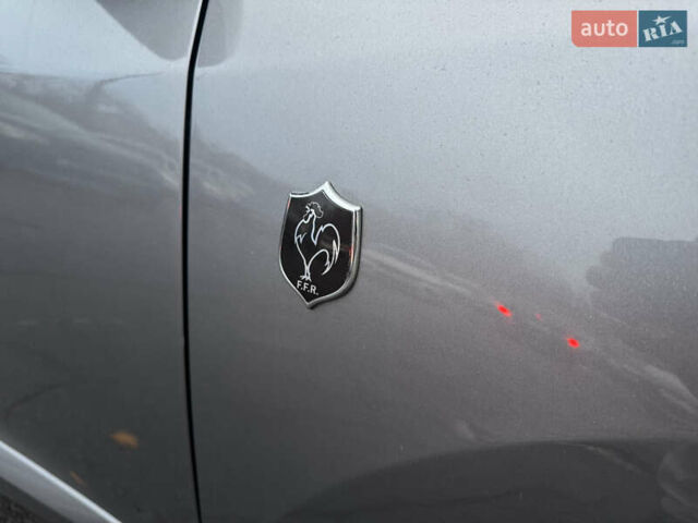 Рено Меган, объемом двигателя 1.5 л и пробегом 220 тыс. км за 9800 $, фото 2 на Automoto.ua