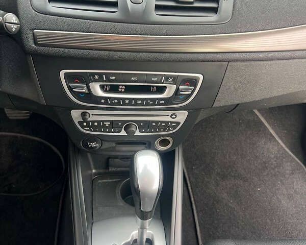 Рено Меган, объемом двигателя 1.5 л и пробегом 190 тыс. км за 8350 $, фото 20 на Automoto.ua