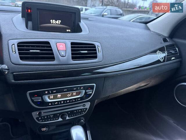 Рено Меган, объемом двигателя 1.5 л и пробегом 220 тыс. км за 9800 $, фото 42 на Automoto.ua
