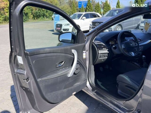 Рено Меган, объемом двигателя 1.5 л и пробегом 236 тыс. км за 8790 $, фото 12 на Automoto.ua