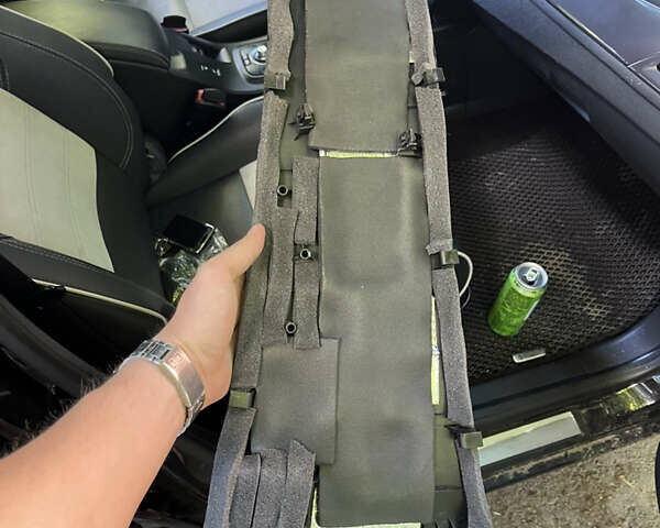 Рено Меган, объемом двигателя 1.46 л и пробегом 202 тыс. км за 9500 $, фото 16 на Automoto.ua