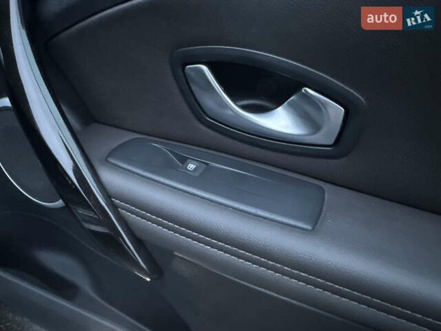 Рено Меган, объемом двигателя 1.5 л и пробегом 220 тыс. км за 9800 $, фото 56 на Automoto.ua