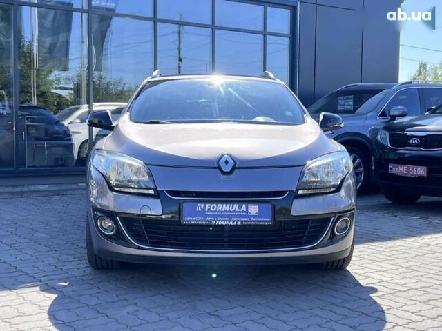 Рено Меган, объемом двигателя 1.5 л и пробегом 236 тыс. км за 8790 $, фото 5 на Automoto.ua