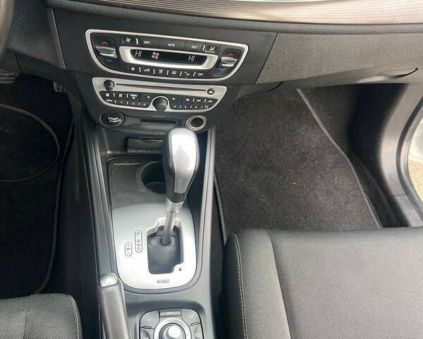 Рено Меган, объемом двигателя 1.5 л и пробегом 190 тыс. км за 8350 $, фото 17 на Automoto.ua