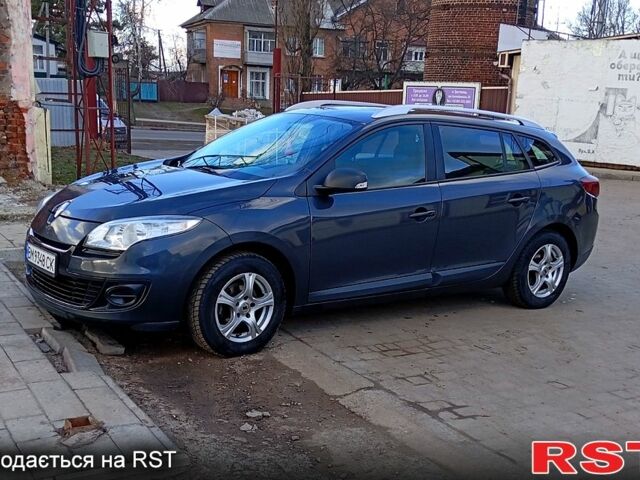 Рено Меган 2012 в Сумах на Automoto.ua Рено Меган, объемом двигателя 16 л и пробегом 158 тыс. км за 7800 $, фото 1 на Automoto.ua