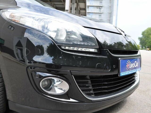 Рено Меган, объемом двигателя 1.5 л и пробегом 177 тыс. км за 9500 $, фото 21 на Automoto.ua