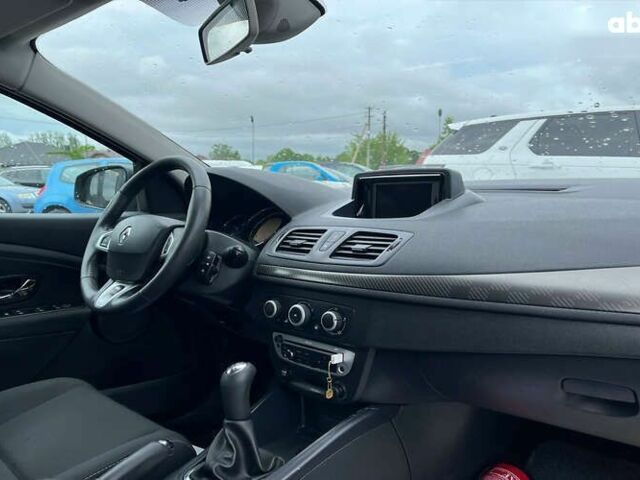 Рено Меган, объемом двигателя 1.5 л и пробегом 245 тыс. км за 7700 $, фото 21 на Automoto.ua