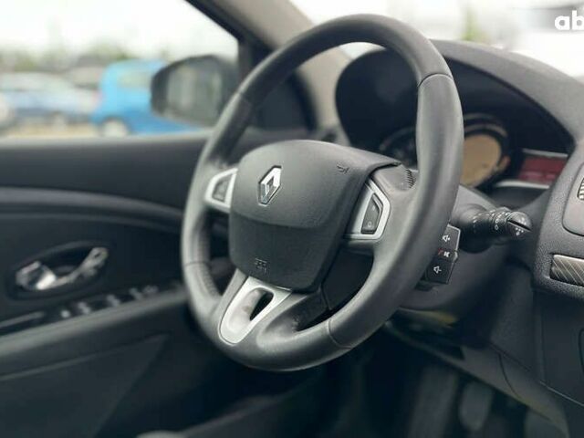 Рено Меган, объемом двигателя 1.5 л и пробегом 245 тыс. км за 7700 $, фото 23 на Automoto.ua