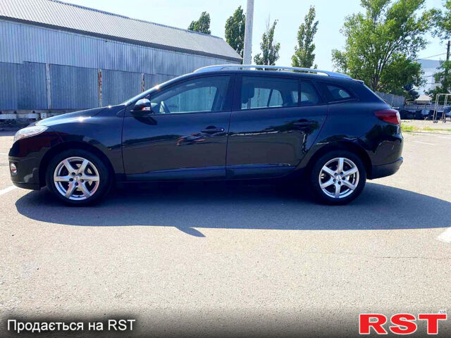 Рено Меган, объемом двигателя 1.5 л и пробегом 256 тыс. км за 7500 $, фото 3 на Automoto.ua