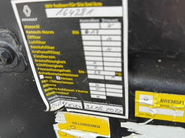 Рено Меган, объемом двигателя 1.6 л и пробегом 218 тыс. км за 7300 $, фото 25 на Automoto.ua