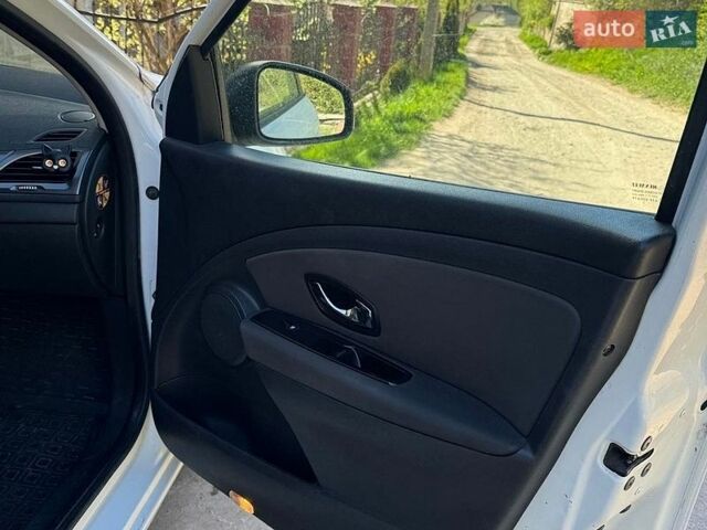 Рено Меган, об'ємом двигуна 1.5 л та пробігом 238 тис. км за 6800 $, фото 11 на Automoto.ua