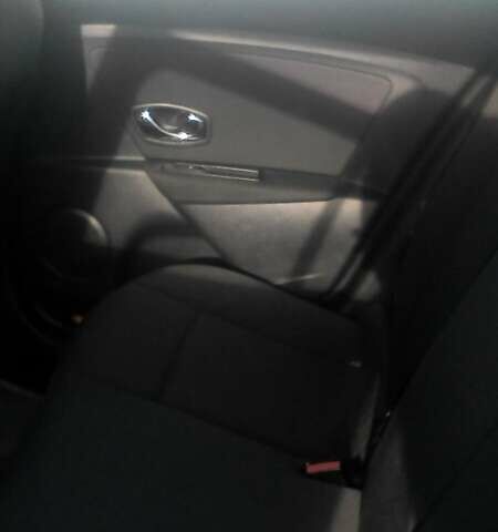 Рено Меган, об'ємом двигуна 1.5 л та пробігом 300 тис. км за 7500 $, фото 17 на Automoto.ua