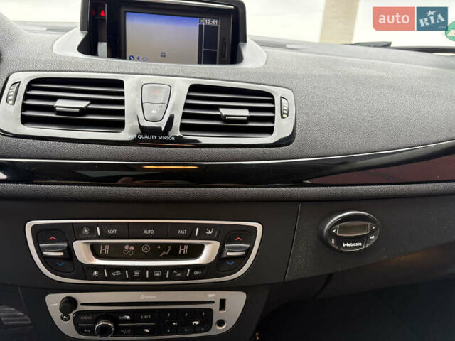 Рено Меган, об'ємом двигуна 1.5 л та пробігом 235 тис. км за 8750 $, фото 10 на Automoto.ua