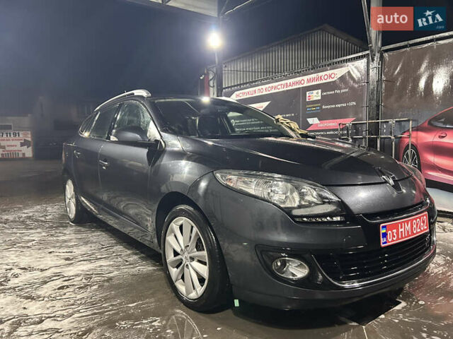 Рено Меган, объемом двигателя 1.5 л и пробегом 214 тыс. км за 7250 $, фото 5 на Automoto.ua