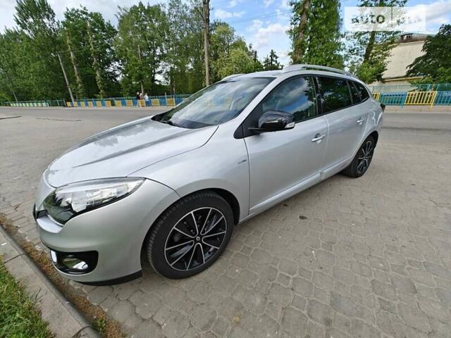 Рено Меган, объемом двигателя 1.6 л и пробегом 178 тыс. км за 9350 $, фото 5 на Automoto.ua