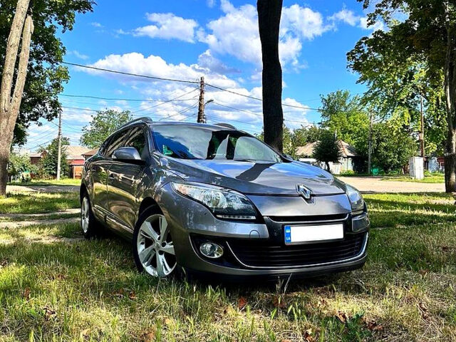 Рено Меган, объемом двигателя 1.5 л и пробегом 160 тыс. км за 8500 $, фото 9 на Automoto.ua