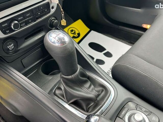 Рено Меган, объемом двигателя 1.5 л и пробегом 245 тыс. км за 7700 $, фото 14 на Automoto.ua