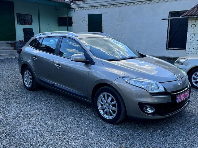 Рено Меган, объемом двигателя 1.5 л и пробегом 250 тыс. км за 8200 $, фото 2 на Automoto.ua