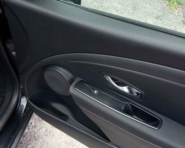 Рено Меган, об'ємом двигуна 1.46 л та пробігом 178 тис. км за 8900 $, фото 12 на Automoto.ua