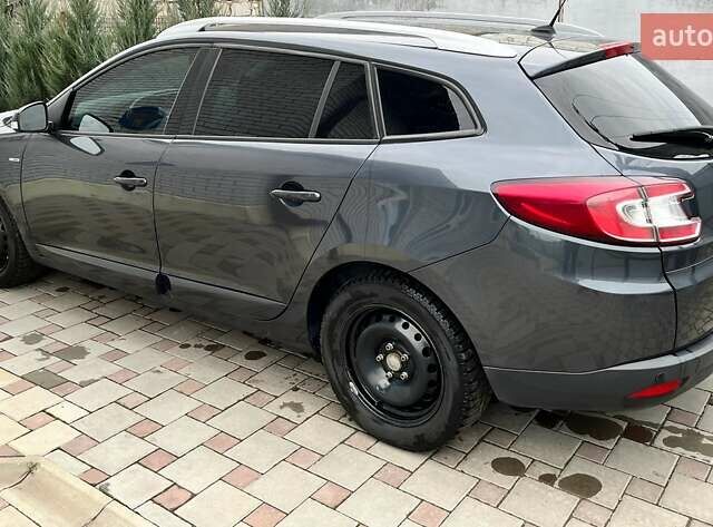 Рено Меган, объемом двигателя 1.46 л и пробегом 320 тыс. км за 8600 $, фото 13 на Automoto.ua