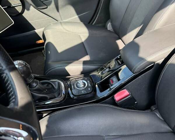 Рено Меган, объемом двигателя 1.5 л и пробегом 288 тыс. км за 7900 $, фото 15 на Automoto.ua