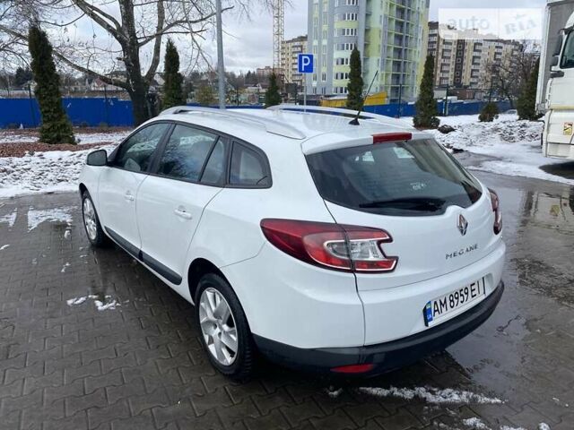 Рено Меган, объемом двигателя 1.46 л и пробегом 250 тыс. км за 7200 $, фото 15 на Automoto.ua