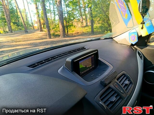 Рено Меган, объемом двигателя 1.5 л и пробегом 200 тыс. км за 8000 $, фото 10 на Automoto.ua