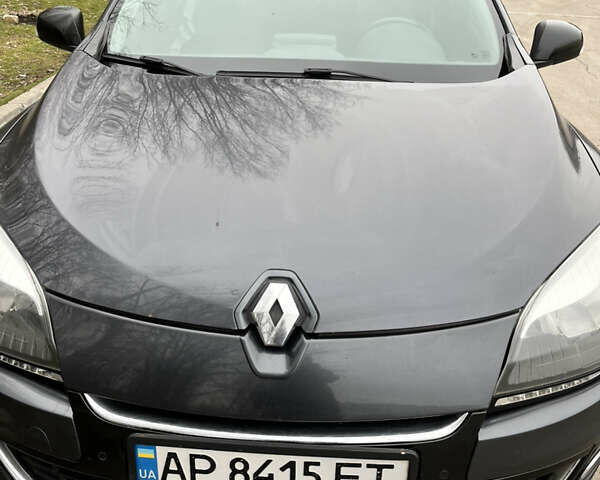 Рено Меган, объемом двигателя 1.46 л и пробегом 320 тыс. км за 8600 $, фото 3 на Automoto.ua