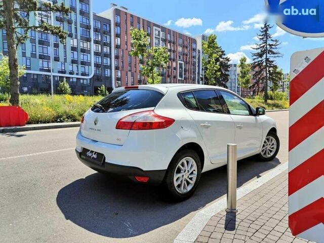 Рено Меган, объемом двигателя 1.5 л и пробегом 332 тыс. км за 6990 $, фото 21 на Automoto.ua