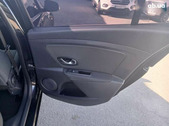Рено Меган, объемом двигателя 1.5 л и пробегом 238 тыс. км за 8500 $, фото 18 на Automoto.ua