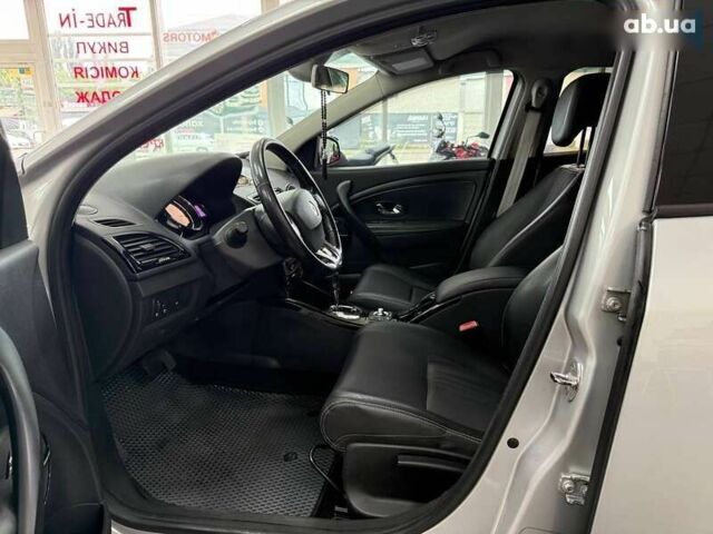 Рено Меган, объемом двигателя 1.5 л и пробегом 265 тыс. км за 8990 $, фото 17 на Automoto.ua