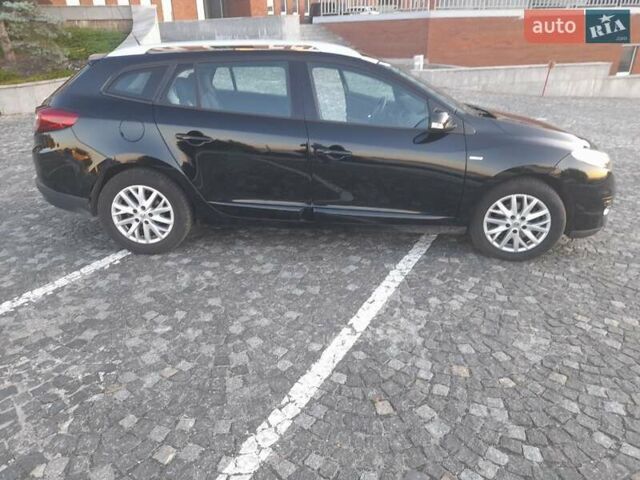 Рено Меган, объемом двигателя 1.5 л и пробегом 235 тыс. км за 9999 $, фото 3 на Automoto.ua