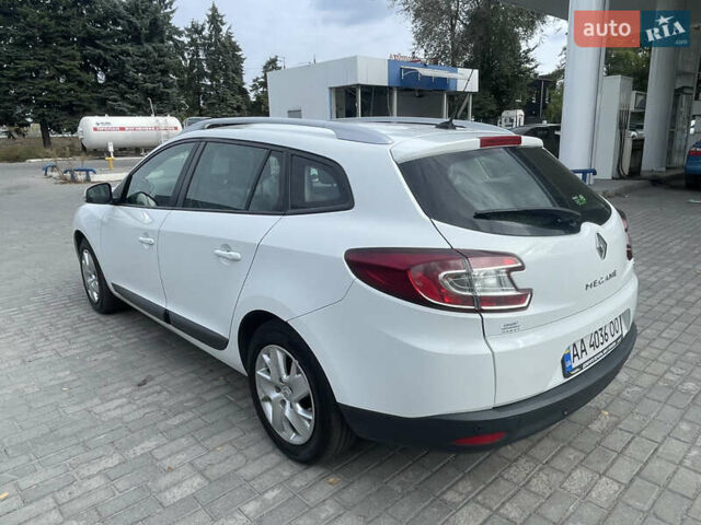 Рено Меган 2013 в Днепре (Днепропетровске) на Automoto.ua Рено Меган, объемом двигателя 1.5 л и пробегом 294 тыс. км за 6800 $, фото 3 на Automoto.ua