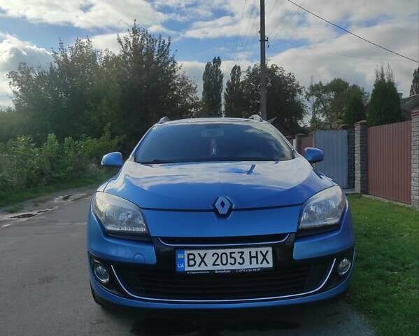 Рено Меган, объемом двигателя 1.5 л и пробегом 255 тыс. км за 7800 $, фото 12 на Automoto.ua