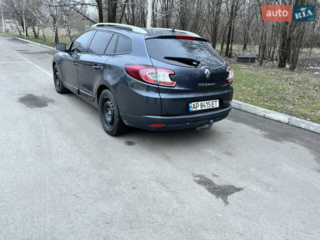 Рено Меган, объемом двигателя 1.46 л и пробегом 320 тыс. км за 8600 $, фото 1 на Automoto.ua