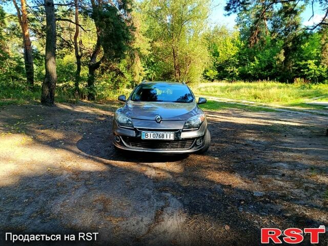 Рено Меган, объемом двигателя 1.5 л и пробегом 200 тыс. км за 8000 $, фото 1 на Automoto.ua