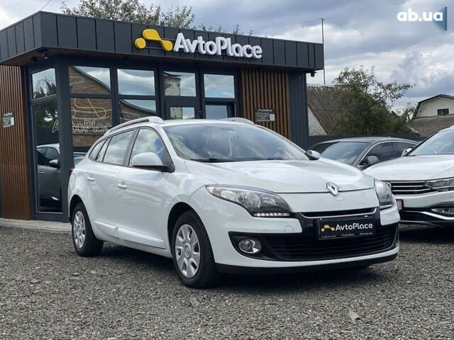 Рено Меган, объемом двигателя 1.5 л и пробегом 245 тыс. км за 7700 $, фото 12 на Automoto.ua