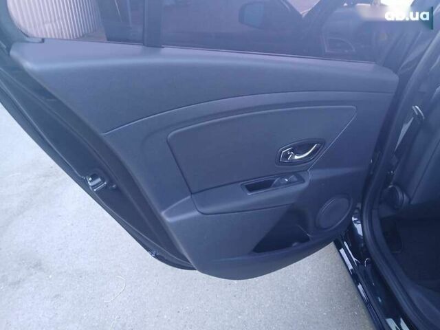 Рено Меган, объемом двигателя 1.5 л и пробегом 238 тыс. км за 8500 $, фото 6 на Automoto.ua