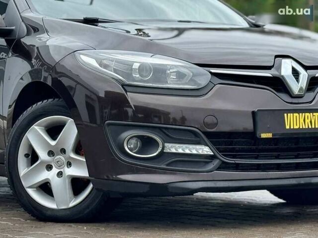 Рено Меган, объемом двигателя 1.5 л и пробегом 246 тыс. км за 8800 $, фото 11 на Automoto.ua