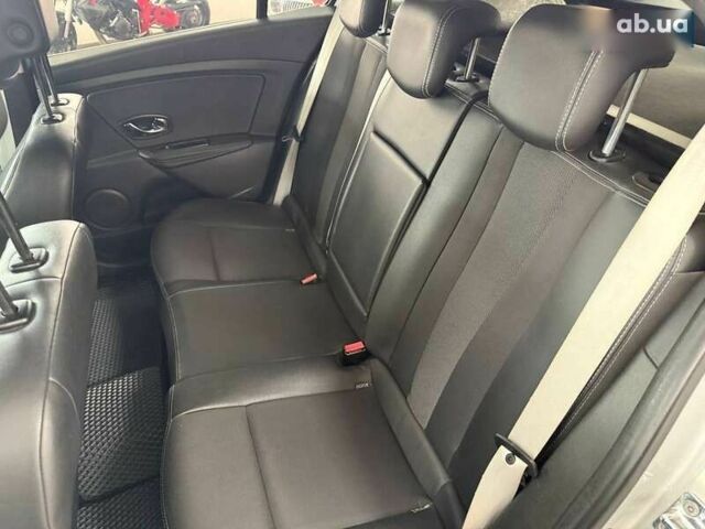 Рено Меган, объемом двигателя 1.5 л и пробегом 265 тыс. км за 8990 $, фото 21 на Automoto.ua