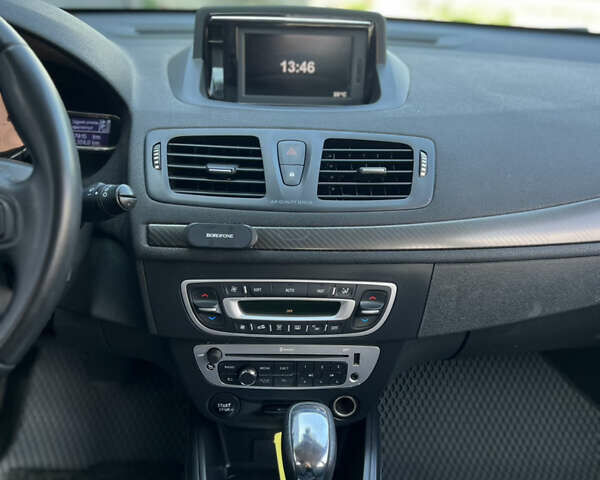 Рено Меган, объемом двигателя 1.5 л и пробегом 217 тыс. км за 7999 $, фото 8 на Automoto.ua