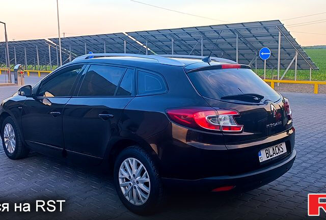 Рено Меган, объемом двигателя 1.5 л и пробегом 210 тыс. км за 8800 $, фото 4 на Automoto.ua